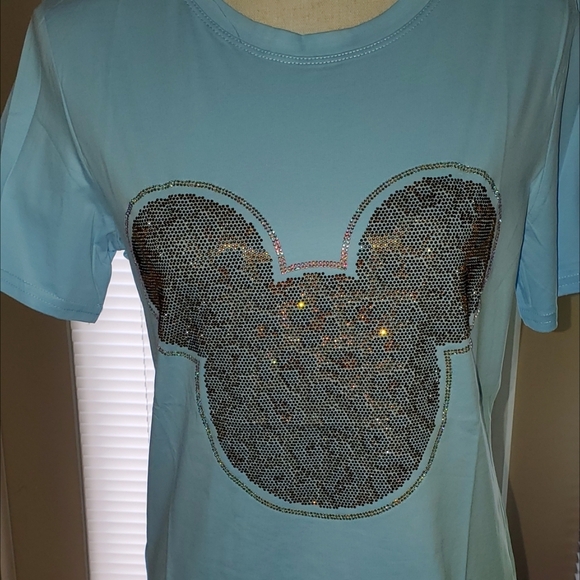 Disney Tops - Light Blue Minnie Mouse Sequin Graphic Top L/XL